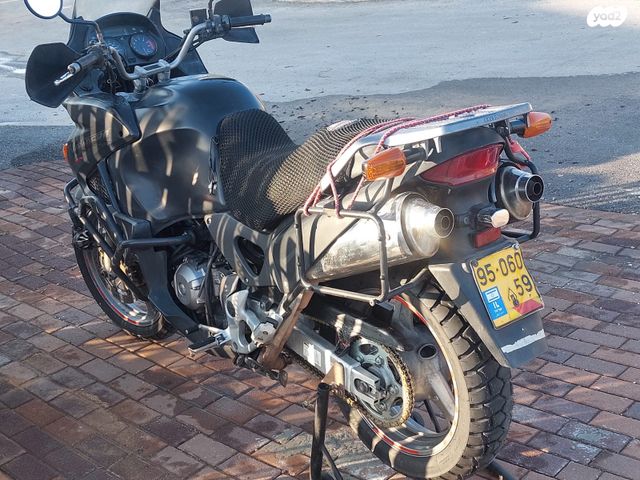 מודעת רכב הונדה ואראדרו 1000