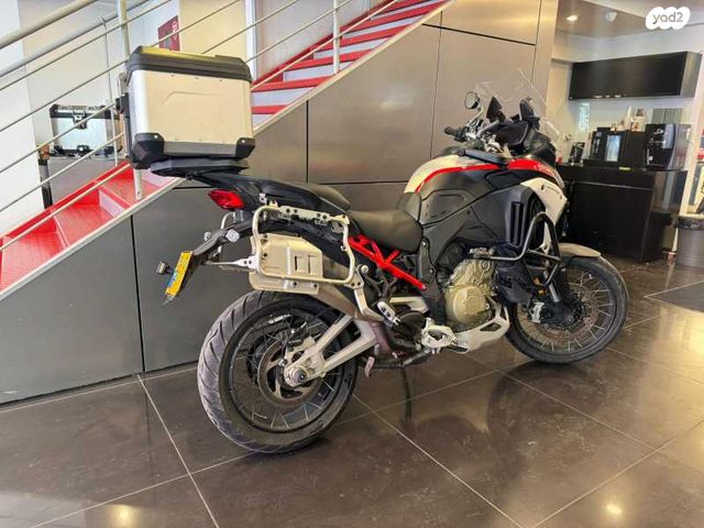 דוקאטי מולטיסטרדה V4s