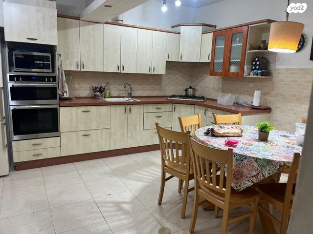 דירת גן, אבני נזר 26, קרית ספר, מודיעין עילית