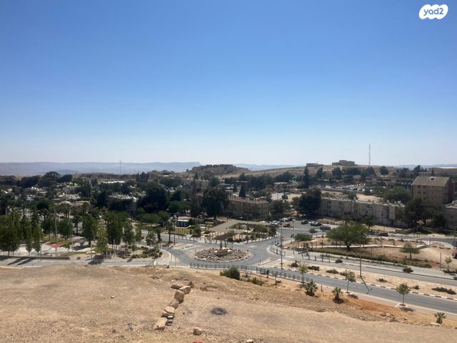 עין עבדת 9