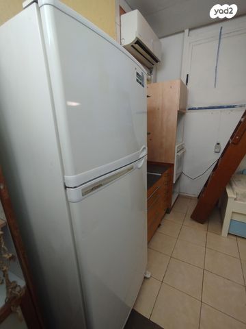 סטודיו/ לופט, השיטה 4, כפר אדומים