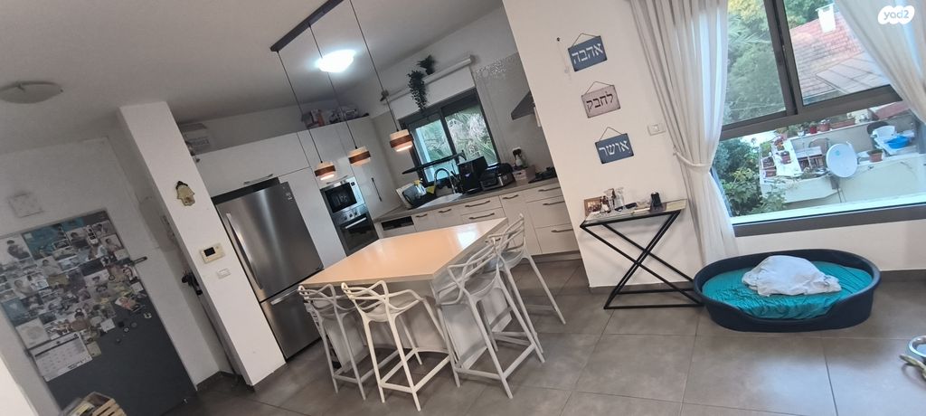 גג/ פנטהאוז, מסריק 31, עמידר, נהריה