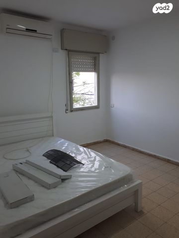 דירה, סמטת קדש 18, שכונה ד', באר שבע