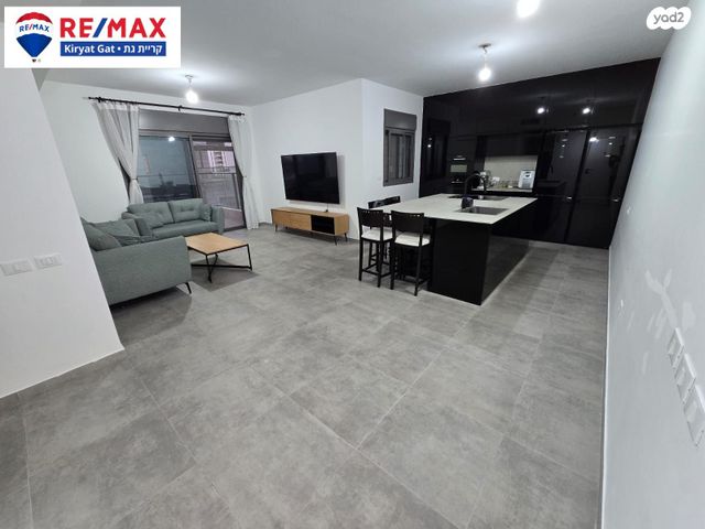 דירה, הנרייטה סאלד 10, כרמי גת, קרית גת