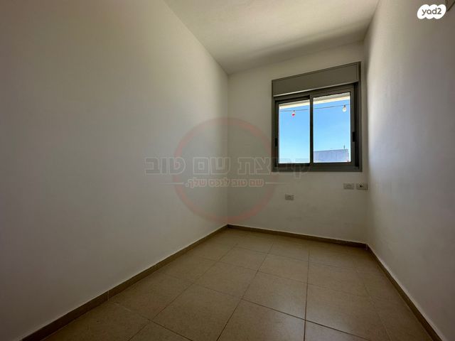 דירה, שושנה דמארי, עפולה