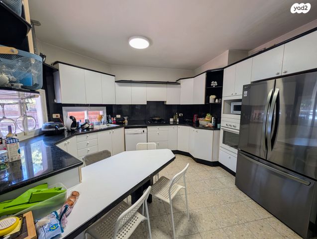 בית פרטי/ קוטג', פרדסיה