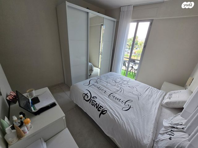 דירה, יאנוש קורצ'אק, עג'מי, גבעת העליה, תל אביב יפו