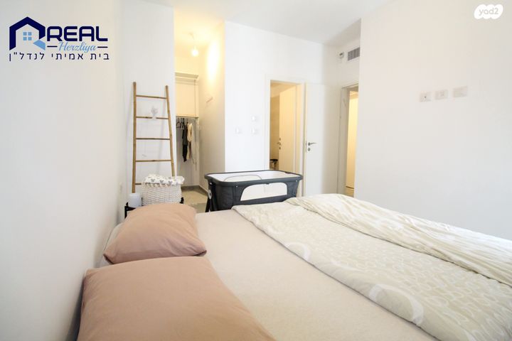 דירה, עמוס עוז, גליל ים (מתחם הכוכבים), הרצליה