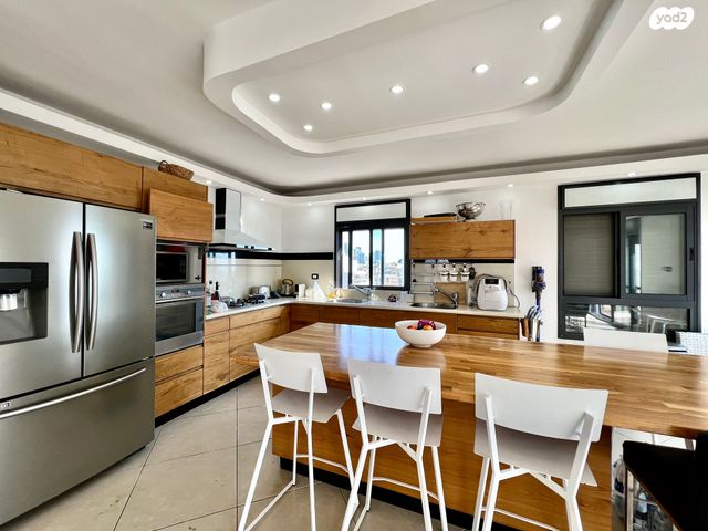 גג/ פנטהאוז, שדרות ירושלים 1, מרכז העיר דרום, נתניה