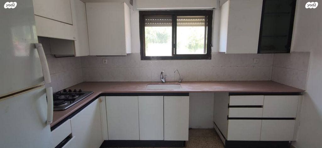 דירה, יסמין, רמות יצחק, נשר