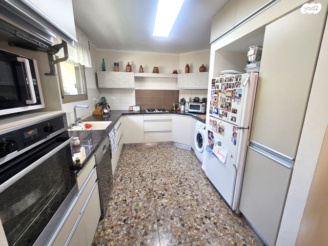 דו משפחתי, גבעת מכוש, כרמיאל