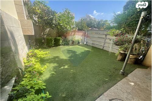 בית פרטי/ קוטג', סמטת צבי פיקסלר 3, רמת הדר, גבעת שמואל