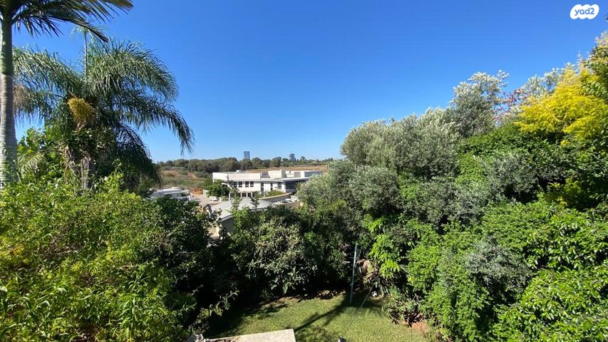 בית פרטי/ קוטג', מתחם 19 - 20 (מתחם הפרחים), הוד השרון