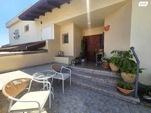 דו משפחתי, גבעת מכוש, כרמיאל