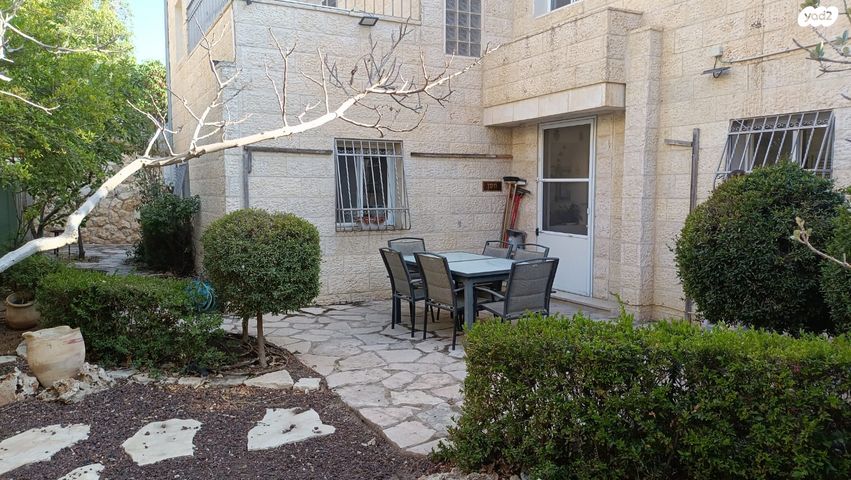 בית פרטי/ קוטג', מעלה מכמש