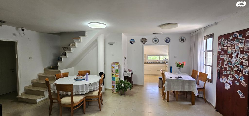 דירה, הניצחון, שעריה, פתח תקווה