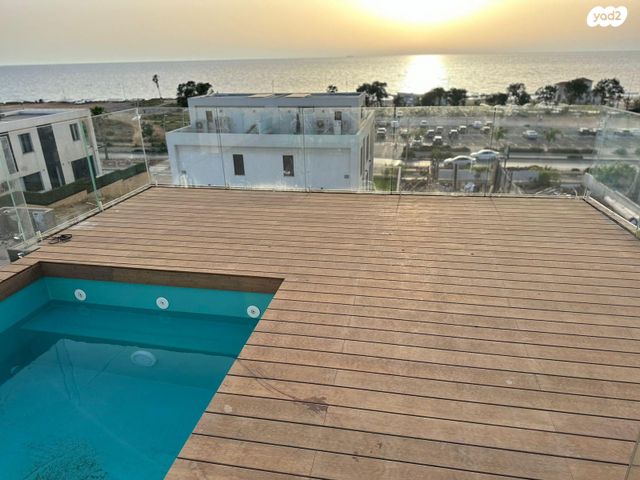 דו משפחתי, נווה ים, גבעת אולגה, חדרה