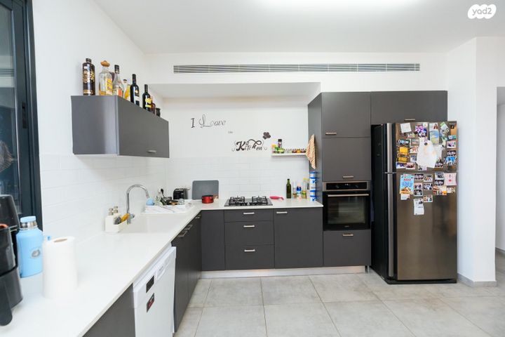 דירה, אור ים, אור עקיבא