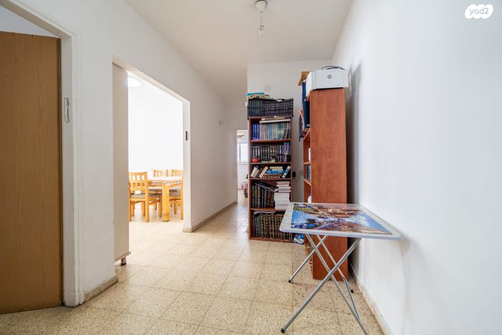 דירה, מנחת שלמה, הדר גנים, פתח תקווה