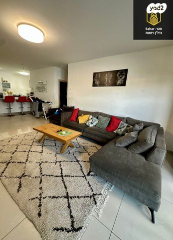 דירה, אלפי מנשה