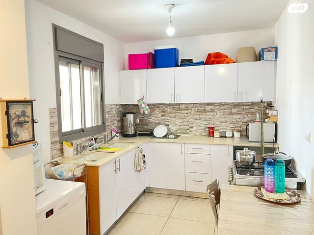 דירה, שוהם 11, אבני חן, חריש