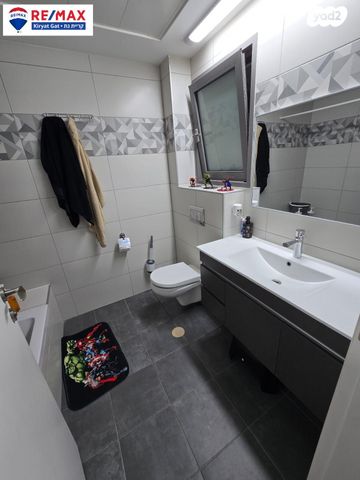 דירה, הנרייטה סאלד 10, כרמי גת, קרית גת