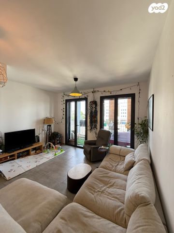 דירה, התקומה 15, צפון יפו, המושבה האמריקאית-גרמנית, תל אביב יפו