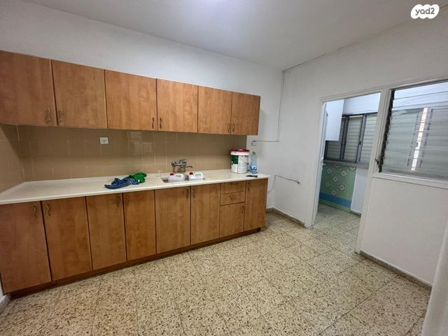 דירה, אימבר 11, פועלים א, כפר סבא