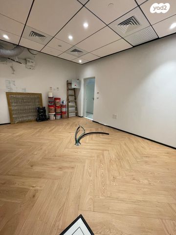 משרדים, החרש, אזור תעשיה נווה נאמן, הוד השרון