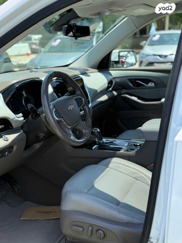 שברולט טראוורס