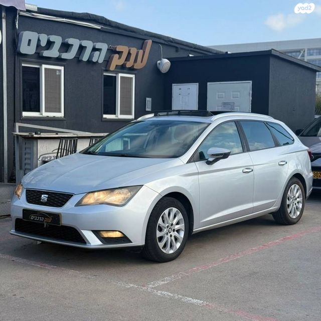 מודעת רכב סיאט לאון