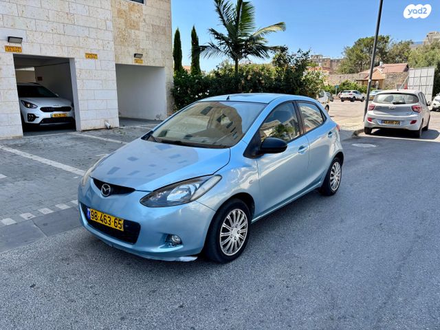 מודעת רכב מאזדה 2