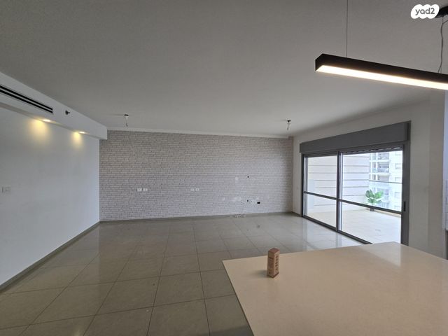 שדרות הציונות 81