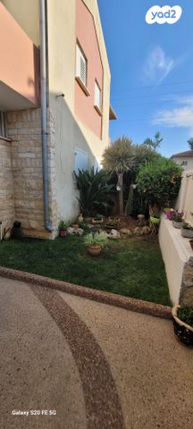 דו משפחתי, הורד 128, עזר, עזר