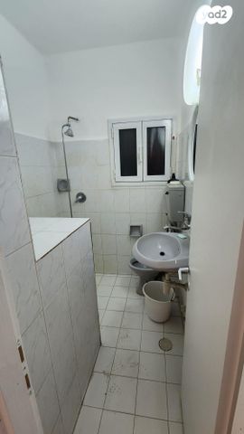 קיבוץ גלויות 45