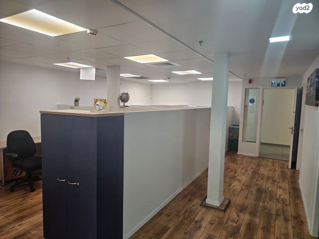 משרדים, המלאכה 4, אזור תעשיה צפון, לוד