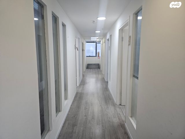 משרדים, המלאכה 4, אזור תעשיה צפון, לוד