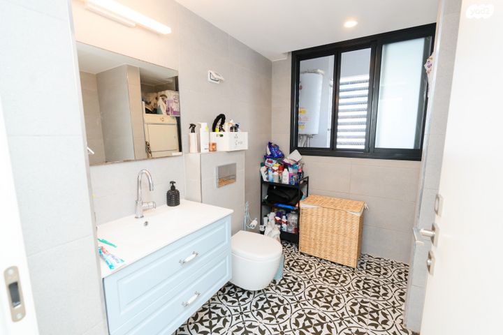 גג/ פנטהאוז, אור ים, אור עקיבא