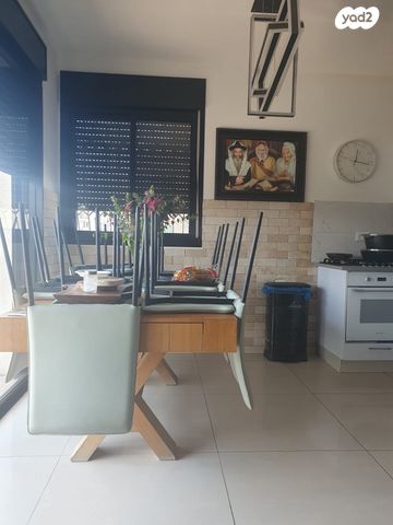 דירה, שעריים, רחובות