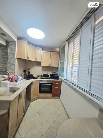 דירה, שמשון הגיבור 16, המרכז האזרחי, רמלה