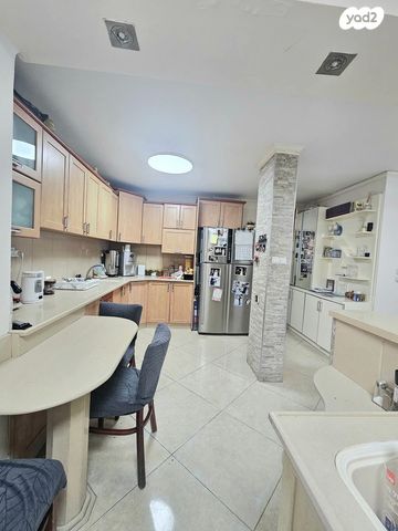 דירה, שמשון הגיבור 16, המרכז האזרחי, רמלה