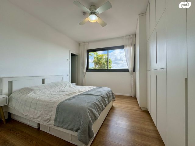 גג/ פנטהאוז, העלומים, גן רש"ל, הרצליה