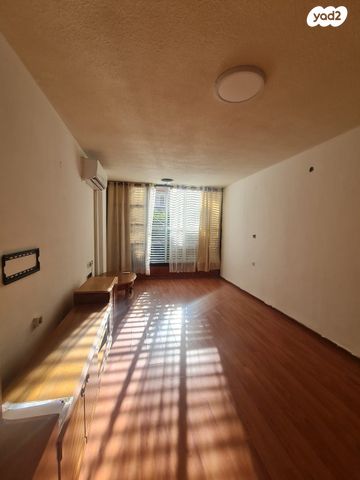 דירה, צ"ג בנות, ראשון לציון