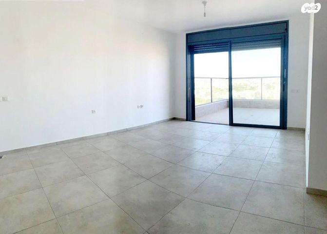 דופלקס, יגאל אלון 2, המרכז האזרחי, רמלה