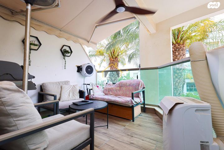 דירה, יוסף, קרית השרון, נתניה