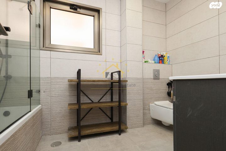 דירה, יוסף, קרית השרון, נתניה