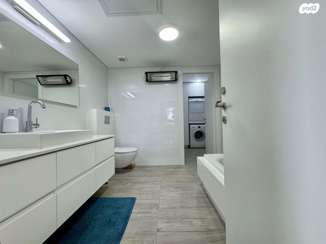 גג/ פנטהאוז, העלומים, גן רש"ל, הרצליה