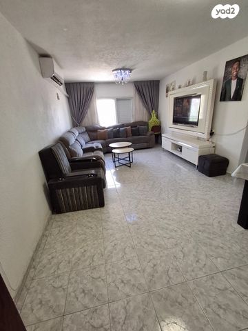 שדרות מלכי ישראל 17