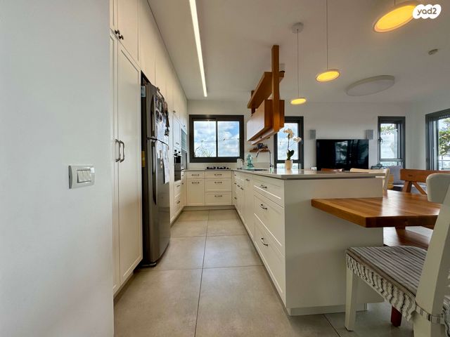 גג/ פנטהאוז, העלומים, גן רש"ל, הרצליה