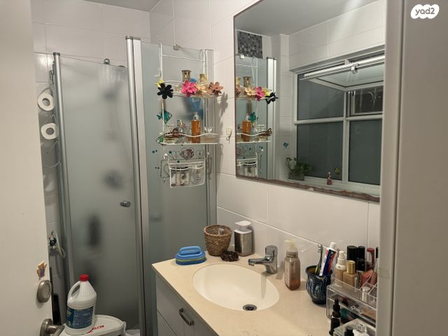 דירה, נחמיה, כרם התימנים, תל אביב יפו